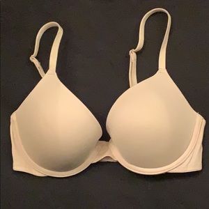 Victoria Secrets Pink Bra Cream Nude Colour